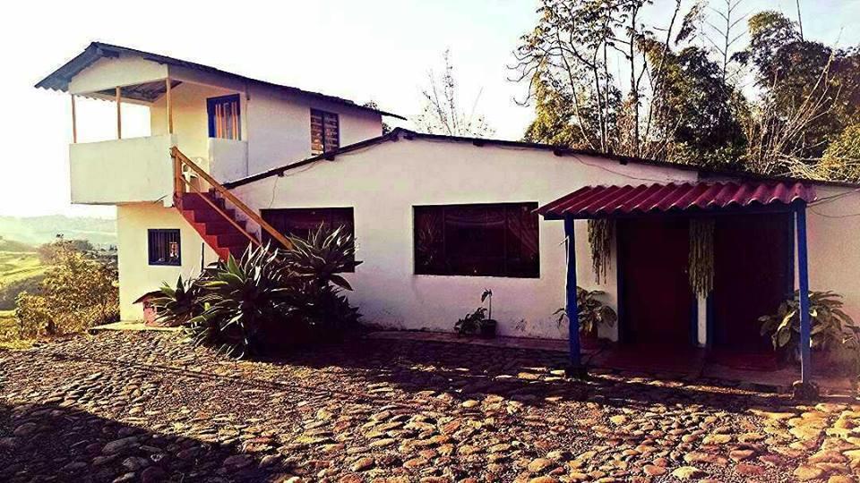 פילנדיה Hostal Campestre El Santuario מראה חיצוני תמונה