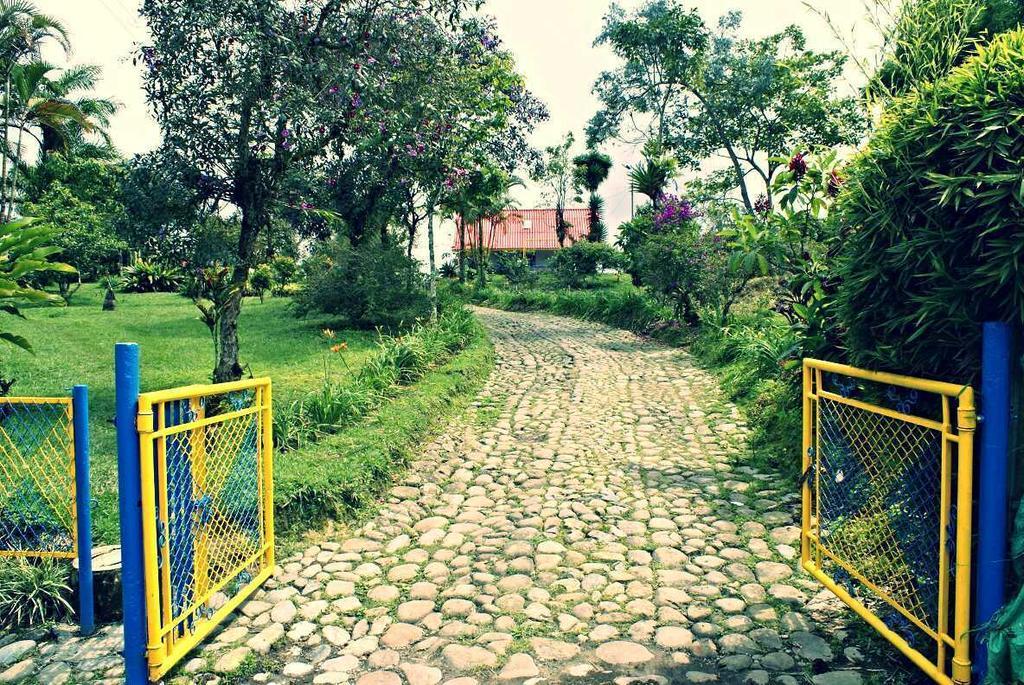 פילנדיה Hostal Campestre El Santuario מראה חיצוני תמונה