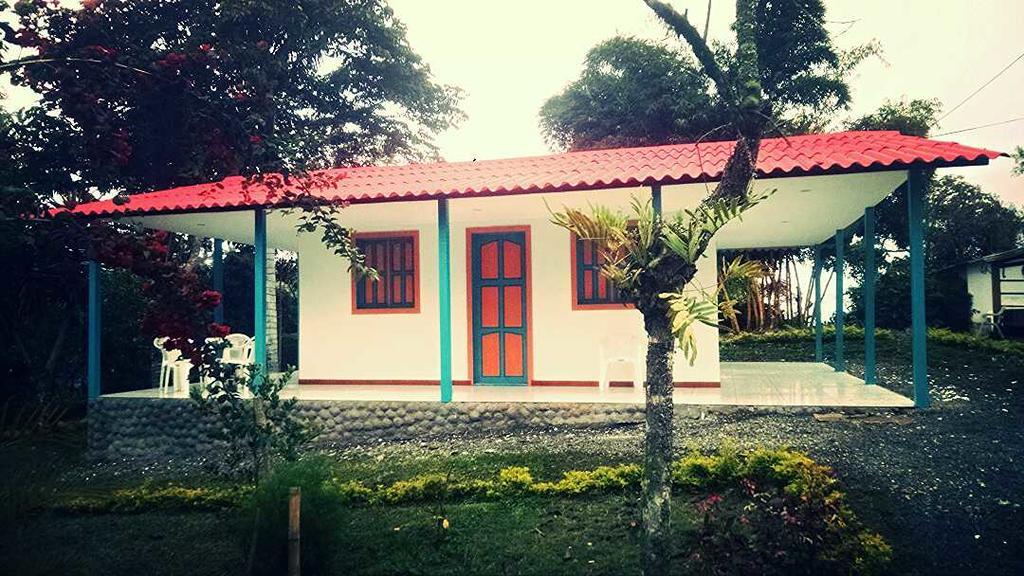 פילנדיה Hostal Campestre El Santuario מראה חיצוני תמונה