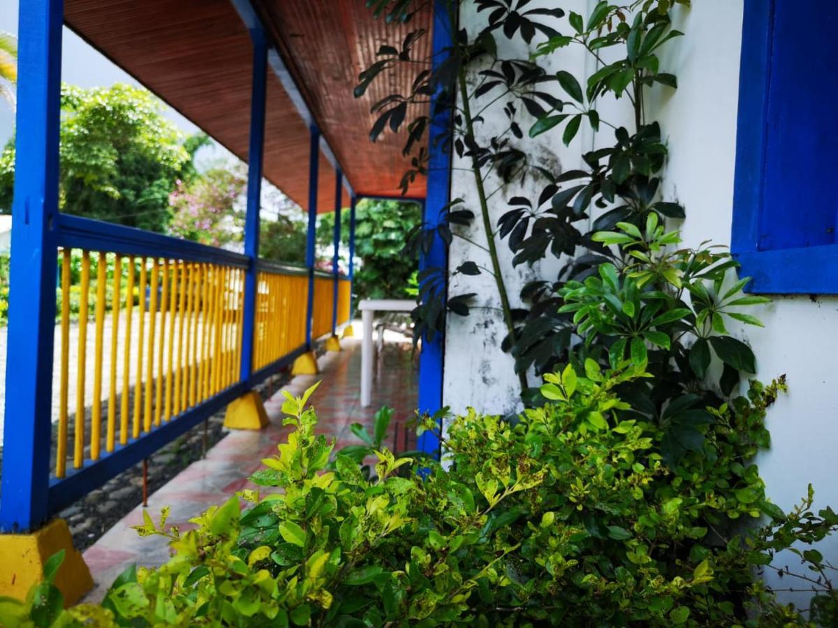 פילנדיה Hostal Campestre El Santuario מראה חיצוני תמונה