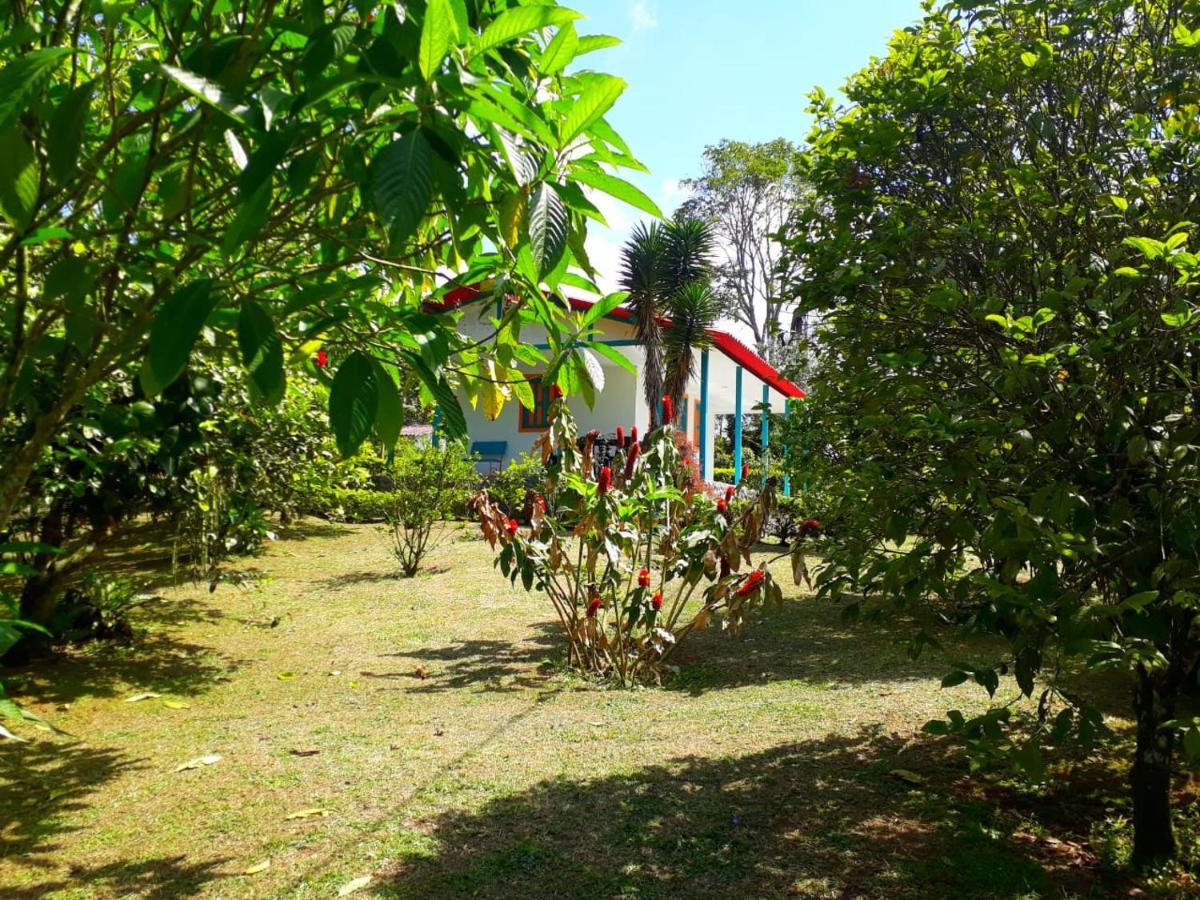 פילנדיה Hostal Campestre El Santuario מראה חיצוני תמונה